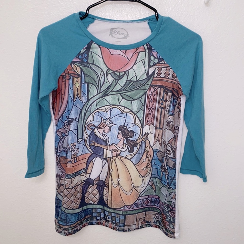 Disney 3/4 sleeve tee! Size small.